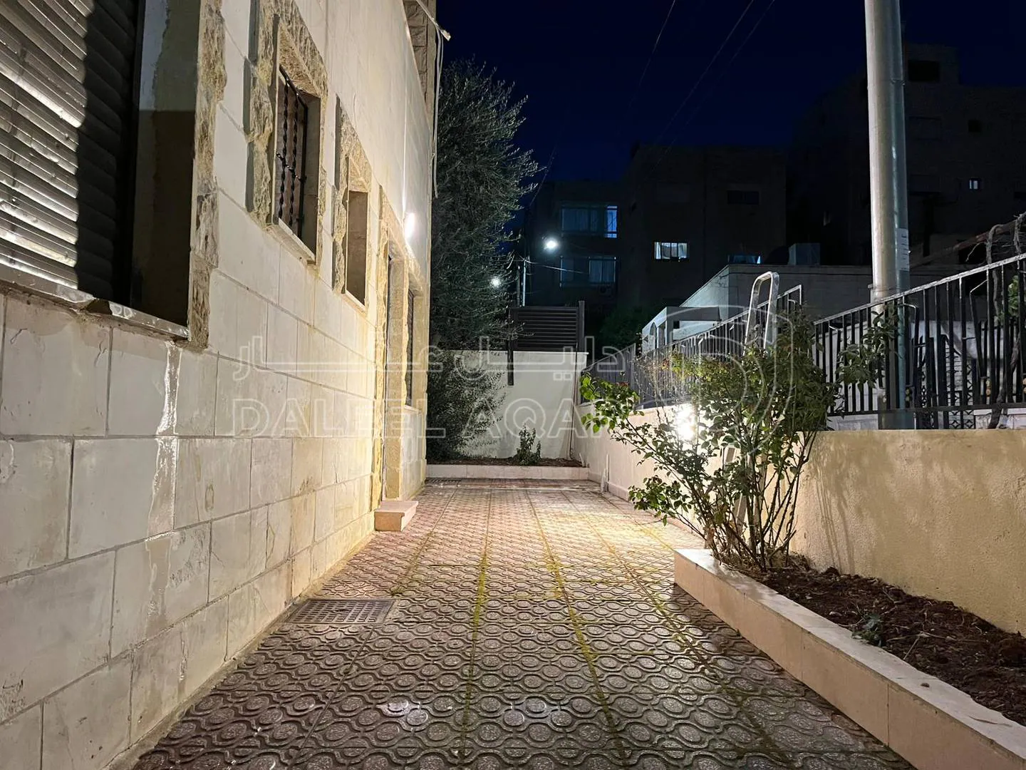 شقة في أم السماق الجنوبي، حوض 9 - 180,000 دأ - صورة 1